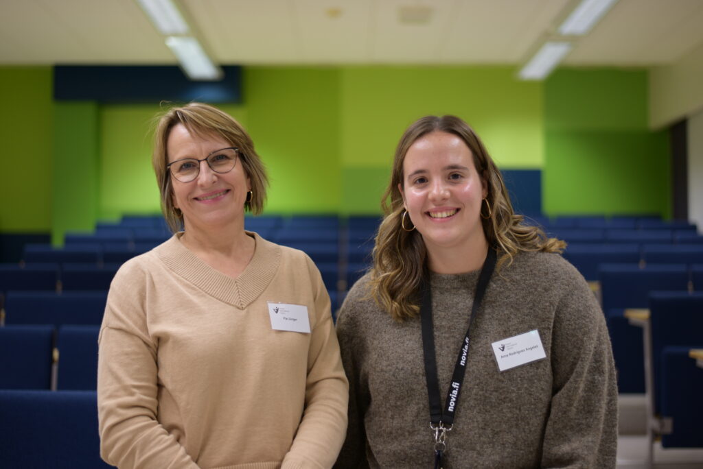 Pia Jünger, Aina Rodríguez Angelet